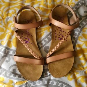 Blowfish sandals size 9